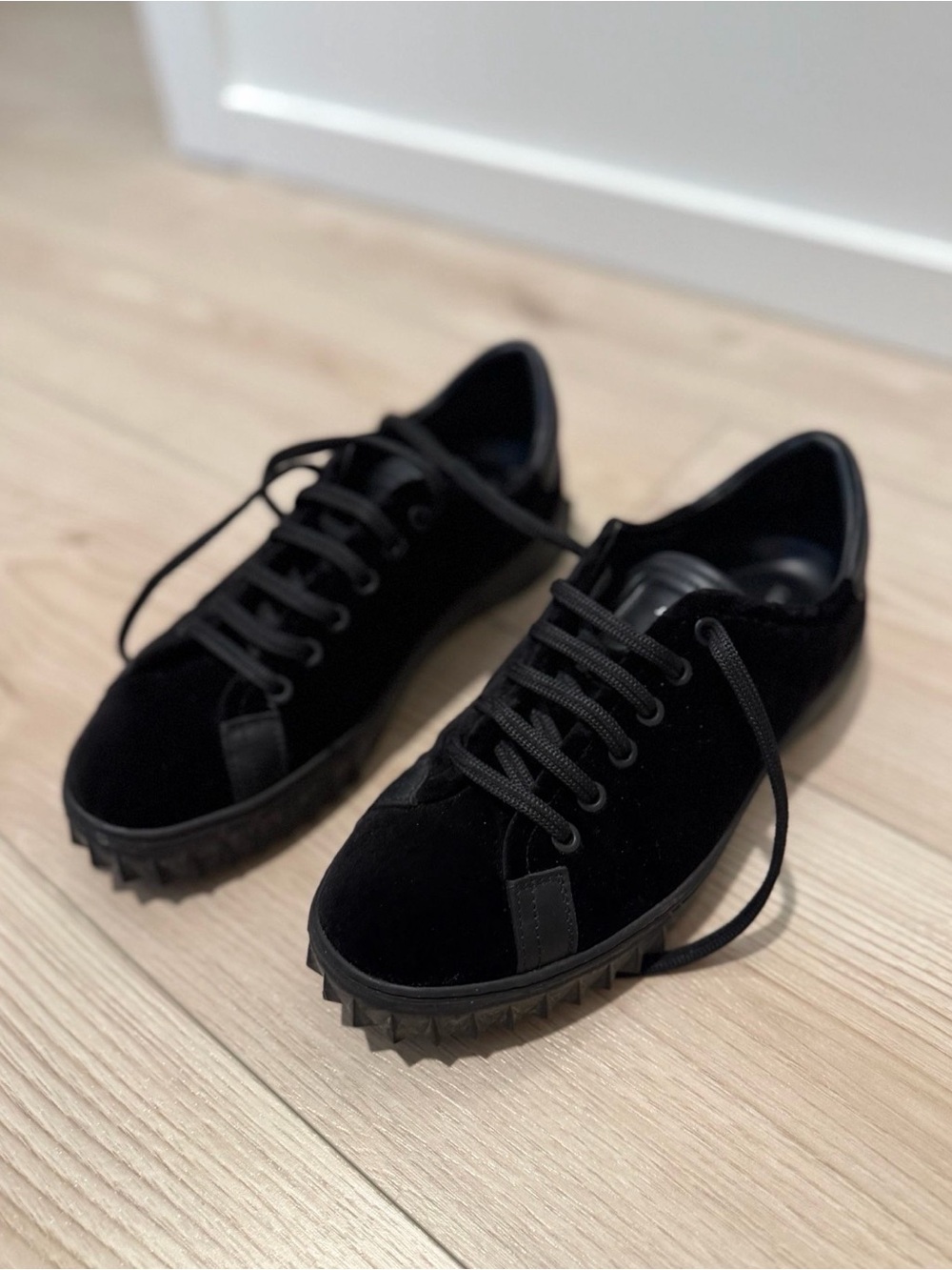 Salvatore Ferragamo Black Velvet Low-Top Sneakers